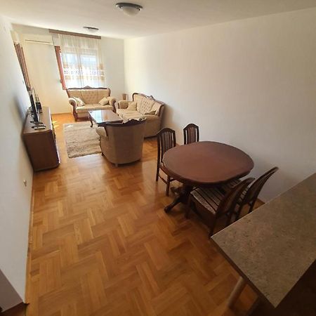 Oksana Apartment Ποντγορίτσα Εξωτερικό φωτογραφία