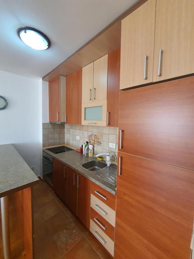 Oksana Apartment Ποντγορίτσα Εξωτερικό φωτογραφία