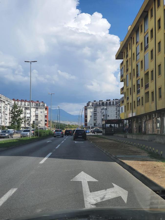 Oksana Apartment Ποντγορίτσα Εξωτερικό φωτογραφία